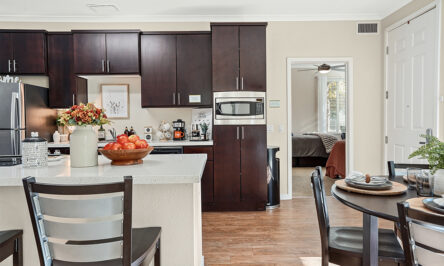 Kitchen furnished with stainless steel appliances